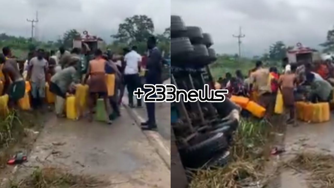 E/R: Residents Trooped Accident Scene With Gallons To Fetch Fuel From an Overturned Fuel Tanker at Akyem Anyinam